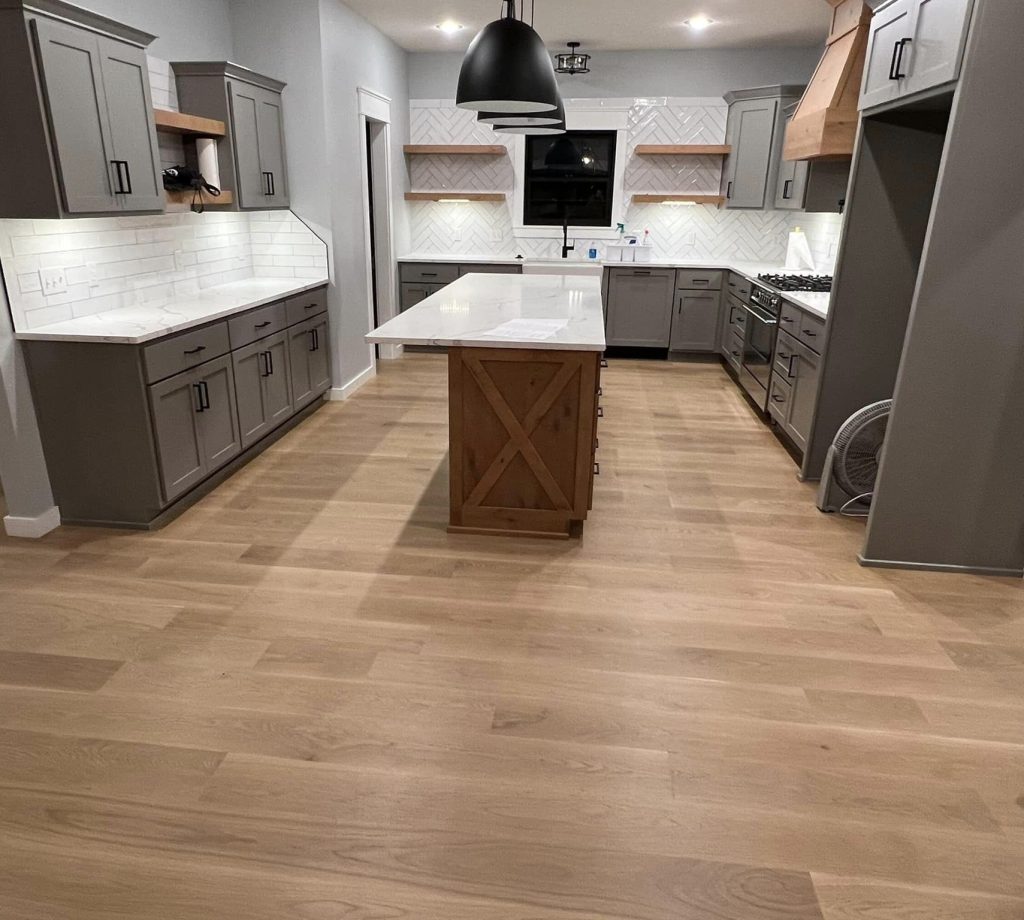 hardwood flooring contractor in springfield mo